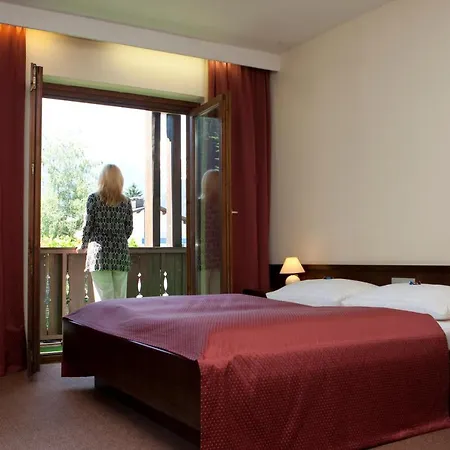 Simader Hotel 3*