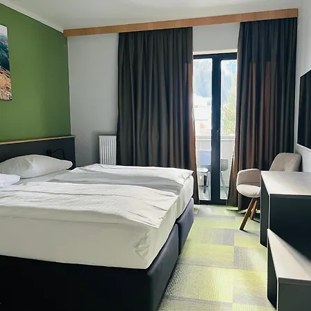 Otel Simader 3*