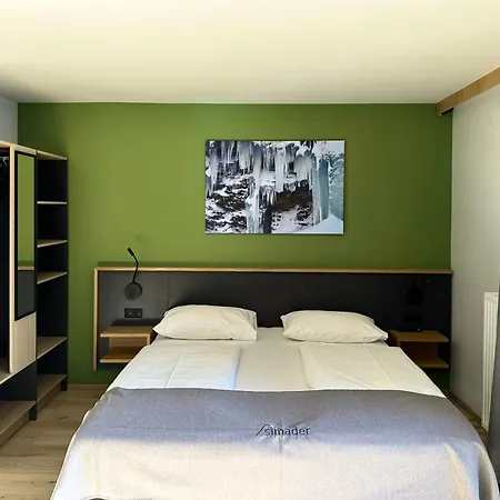 Otel Simader