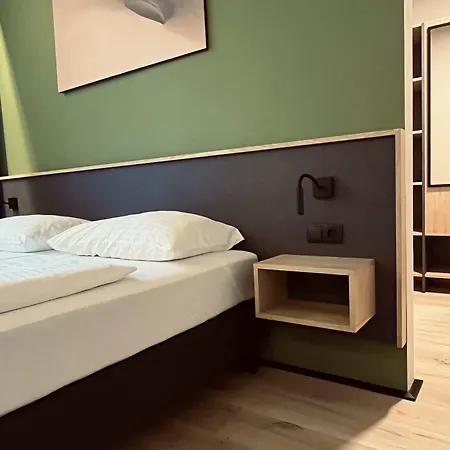 Otel Simader