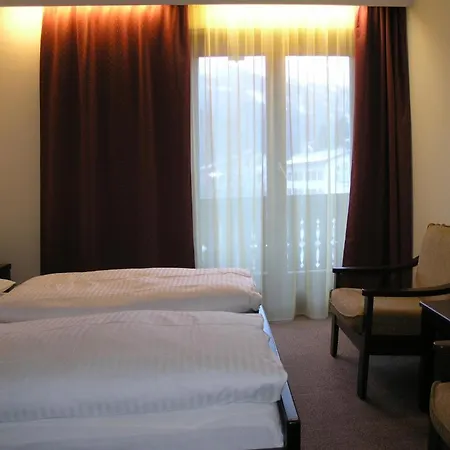 Simader Otel 3*